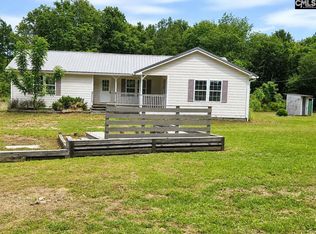 6792 Columbia Rd, St Matthews, SC 29135