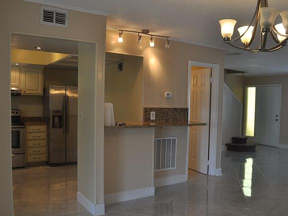 2nd image of 695 A1a N Unit 145