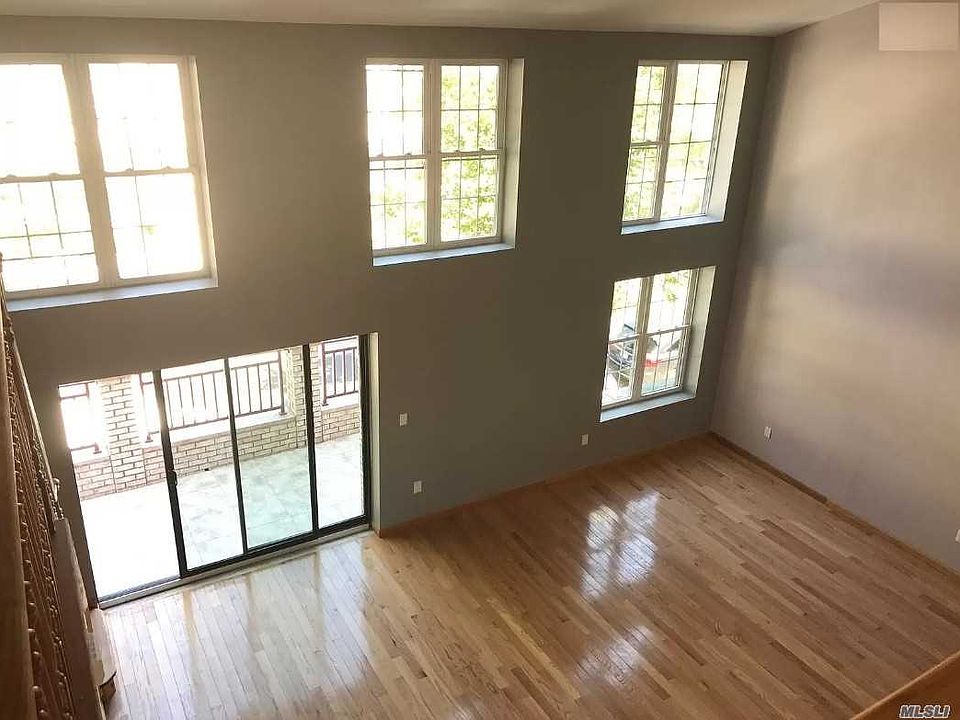 1st image of 9730 116th St Floor 2