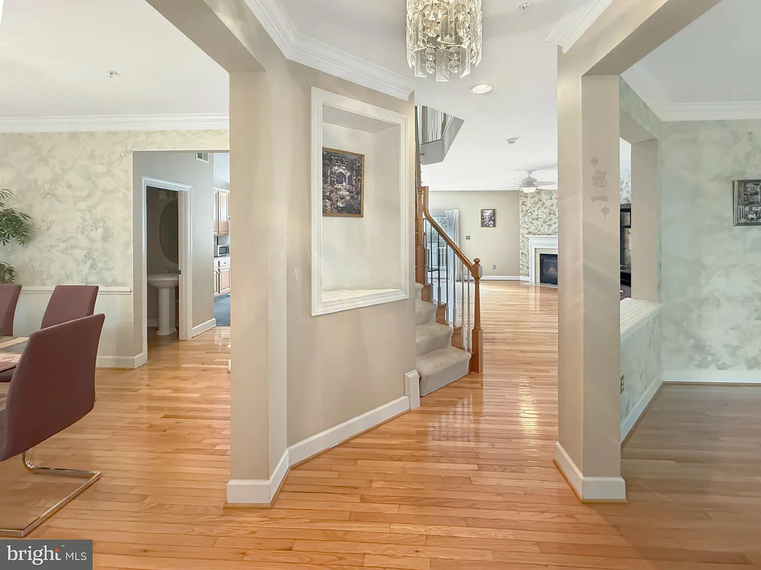 5 bed, 4.5 bath, 2798 sqft, $4,799 — Photo 4