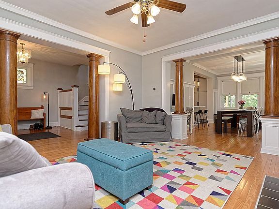 4th image of 5043 Lansdowne Ave