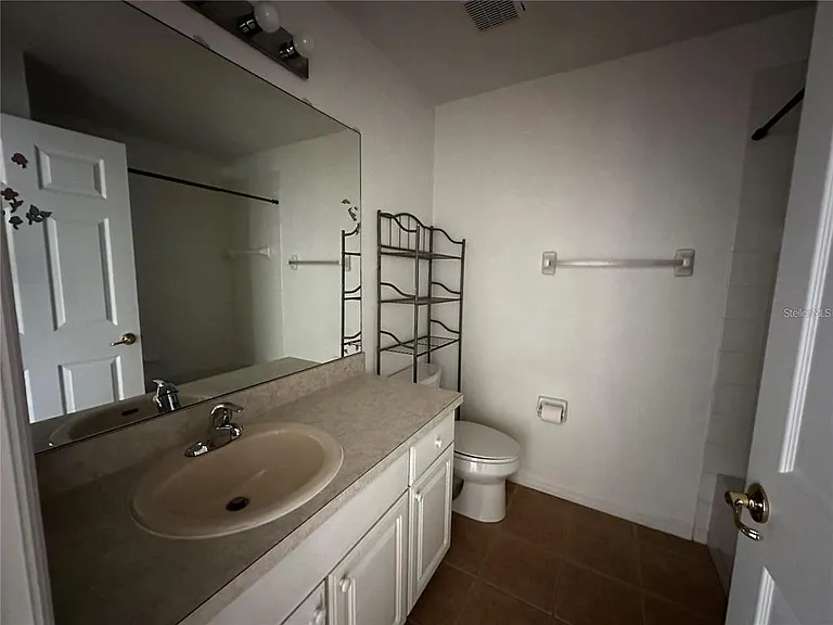 4795 Cumbrian Lakes Dr — Photo 21