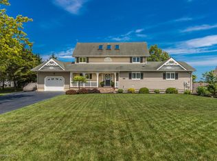 184 Country Club Blvd, Little Egg Harbor, NJ 08087