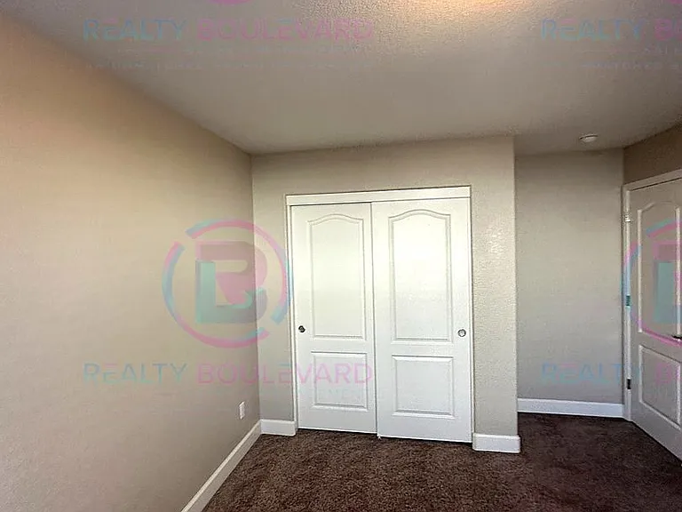 1110 Saffron Woods Way — Photo 22