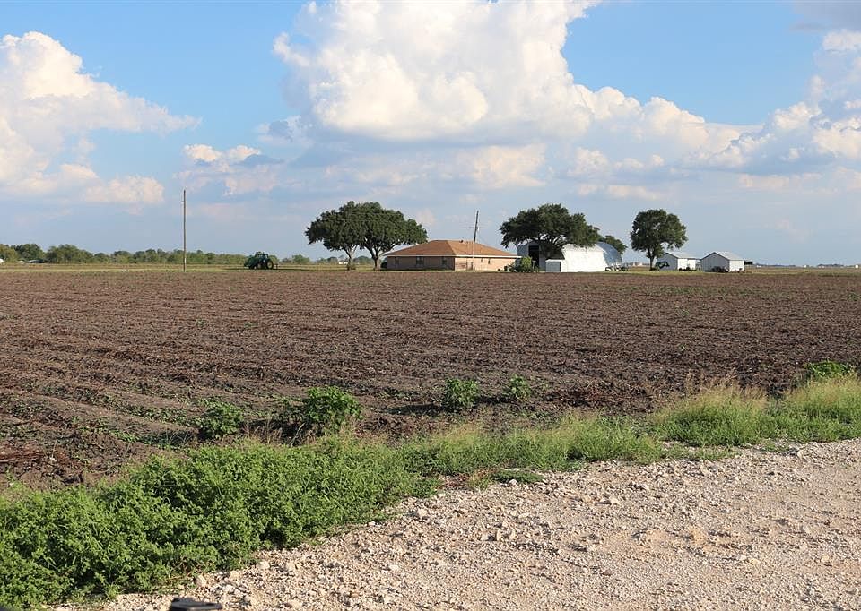 13605 Highway 36, Wallis, TX 77485 MLS 87154084 Zillow