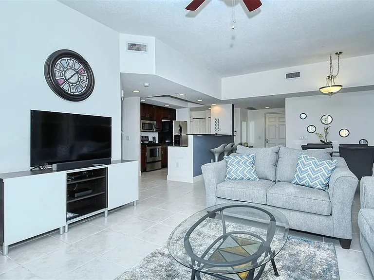 800 N Tamiami Trl #203 — Photo 12