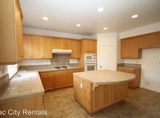 10216 Stathos Dr, Elk Grove, CA 95757