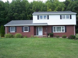 76 Hildebrandt Rd, Dallas, PA 18612