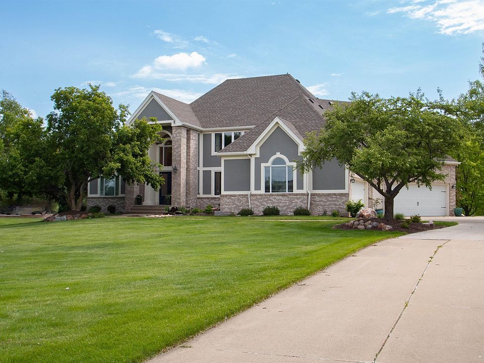 1st image of 946 Wynstone Dr