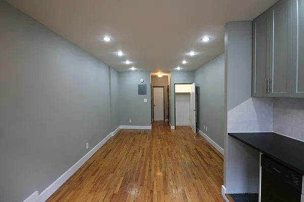 Rented by MetroNest | media 7