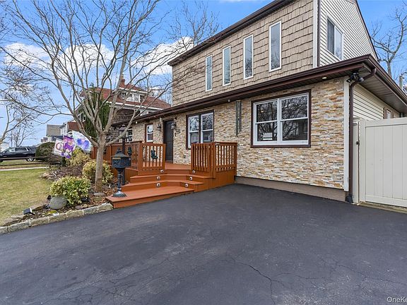 4th image of 2 Burnett Avenue