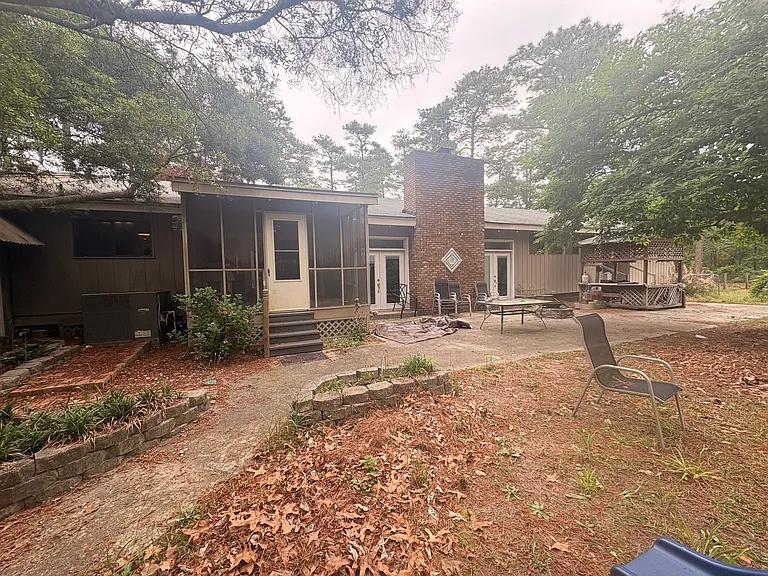1468 Ridge Rd — Photo 1