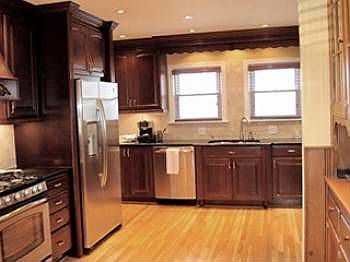 4th image of 247 E 73rd Trl