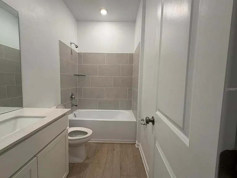 1607 Loxley Trl — Photo 6