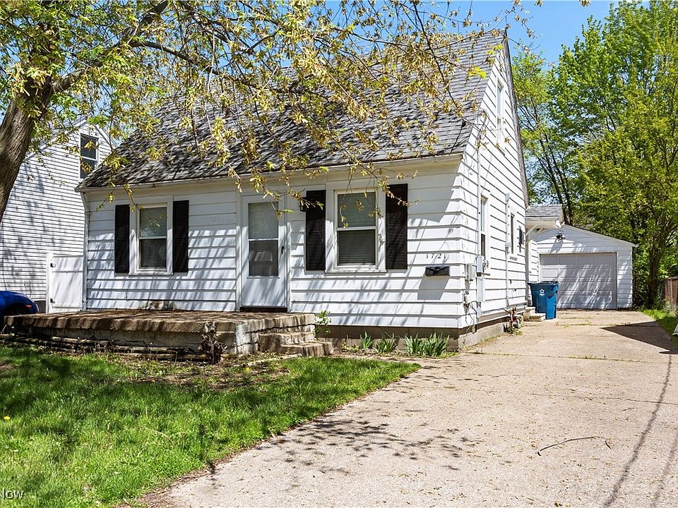 1st image of 1721 Tait St