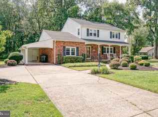 12 Glenview Ave, Berlin, NJ 08009
