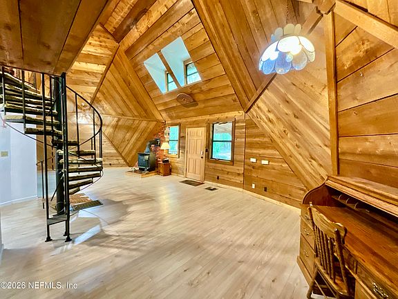 3rd image of 141 TUCKER LAKE Road