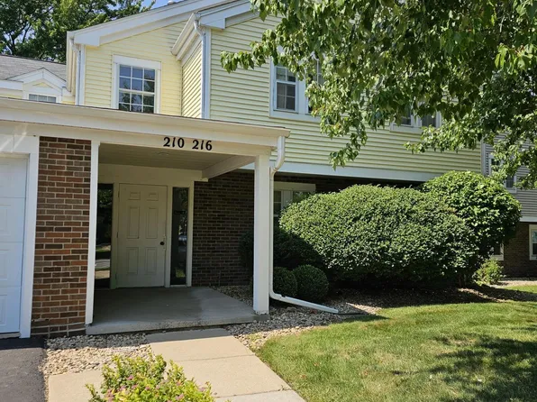 216 S High Point Rd, Madison, WI 53717