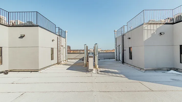 Rented by Nooklyn NYC LLC | media 9