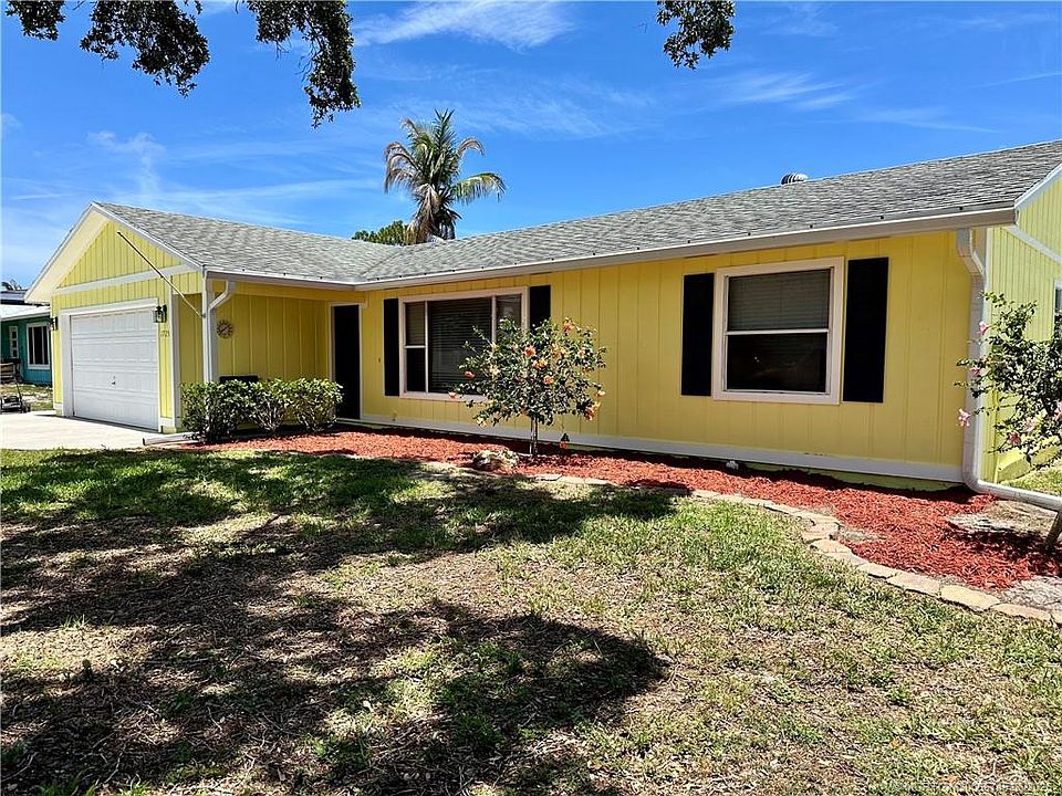 1st image of 1725 NE Darlich Ave