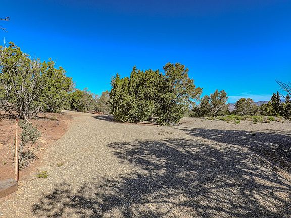 4th image of 41 Sierra Blanca Dr