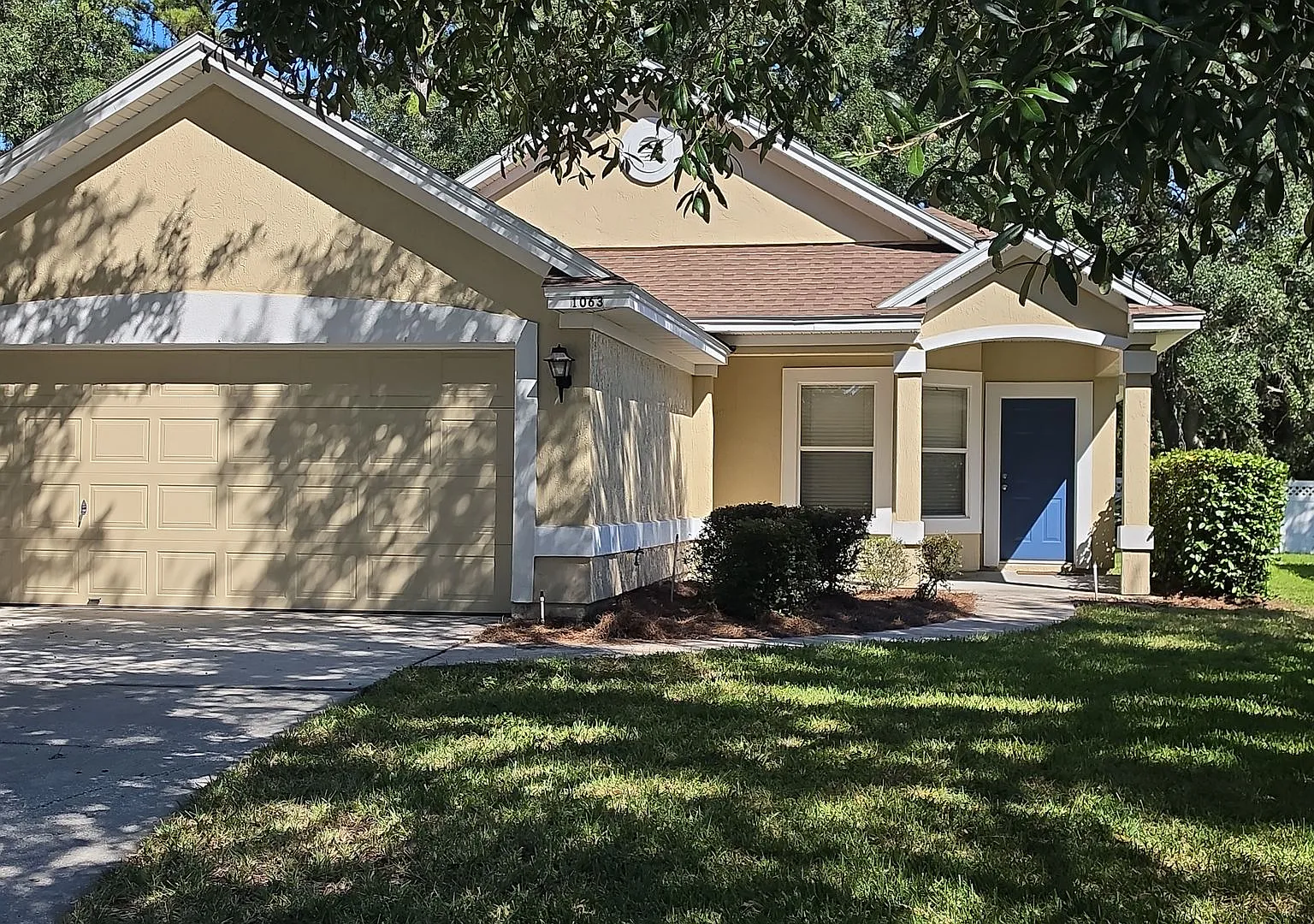 Beautifully Remodeled 3-Bedroom Home in Desirable Oakleaf! — Photo 1