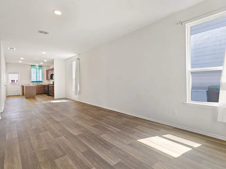 7340 Harvest Bay — Photo 2