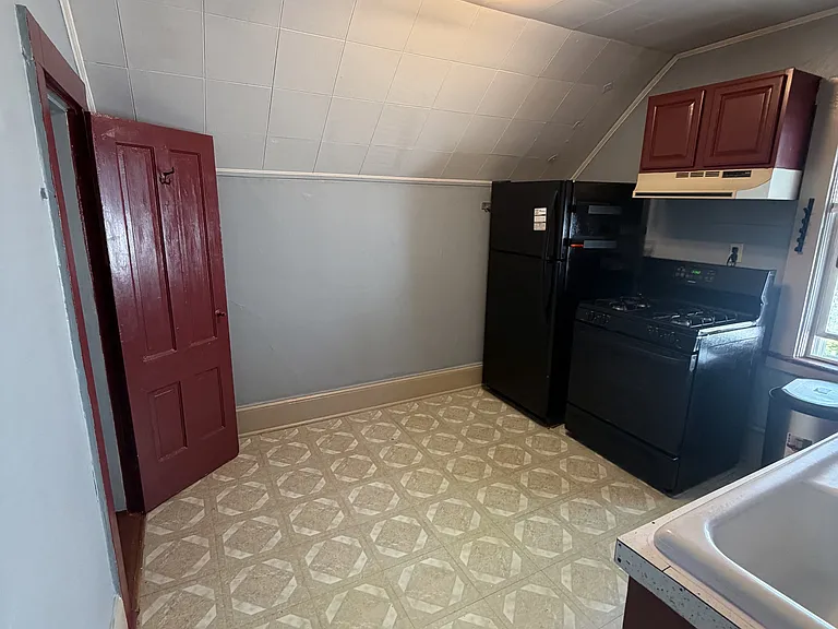 189 Bonney St #2 — Photo 3