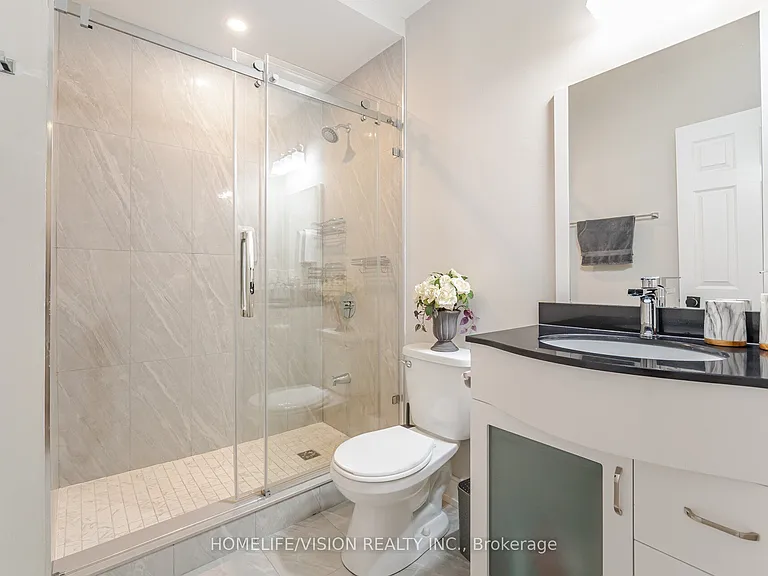 1298 Bunsden Ave — Photo 35