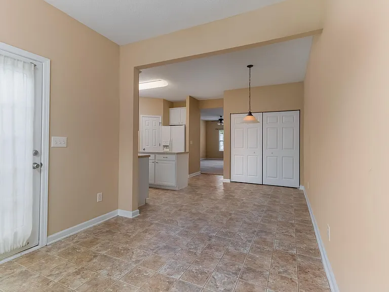 1756 Olivers Crossing Cir — Photo 16