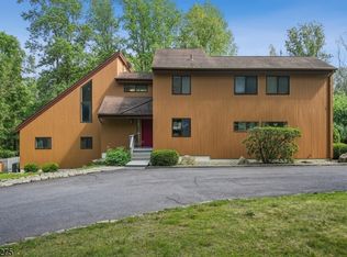 54 Sliker Rd, Glen Gardner, NJ 08826