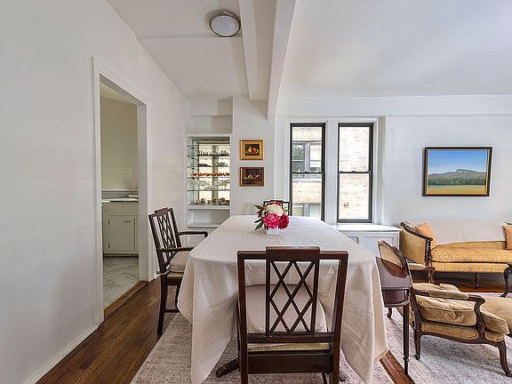 4th image of 929 Park Ave #4C