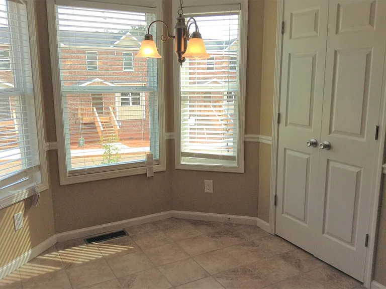 Whitehall Terrace Townhomes — Photo 13
