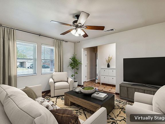 3rd image of 7005 Green Ridge Trl