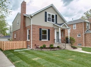 7100 N Odell Ave, Chicago, IL