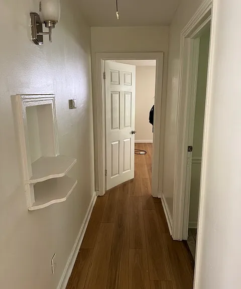 E Northside Dr — Photo 3