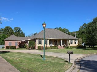 2556 Primrose Ln, Tupelo, MS 38801