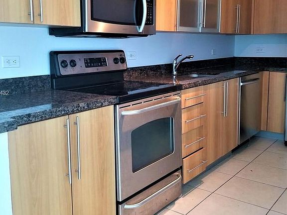 5th image of 7501 E Treasure Dr APT 9J