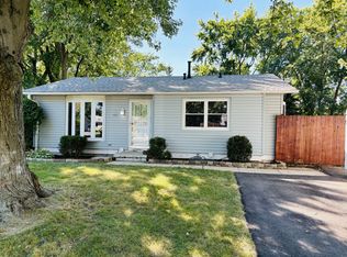 360 Catherine St, Aurora, IL 60505