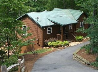 157 Yellow Rock Rd, Cleveland, GA 30528