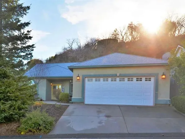 17151 Upper Starr King Dr, Soulsbyville, CA 95372