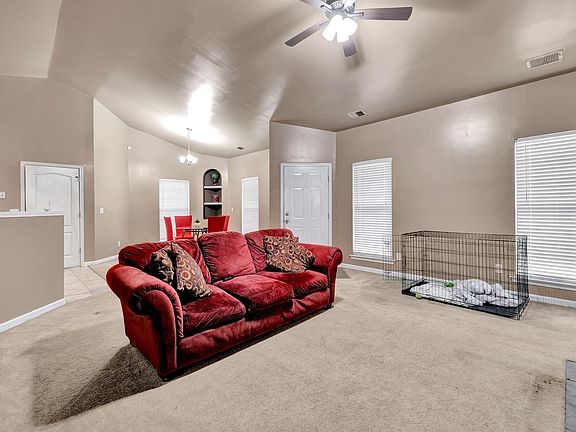 5th image of 4873 Longmeadow Dr