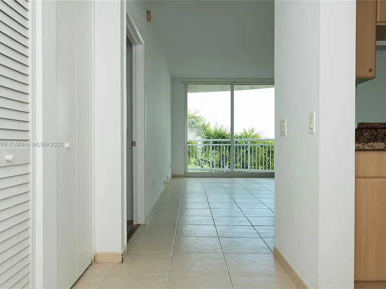 2475 Brickell Ave #709 — Photo 19