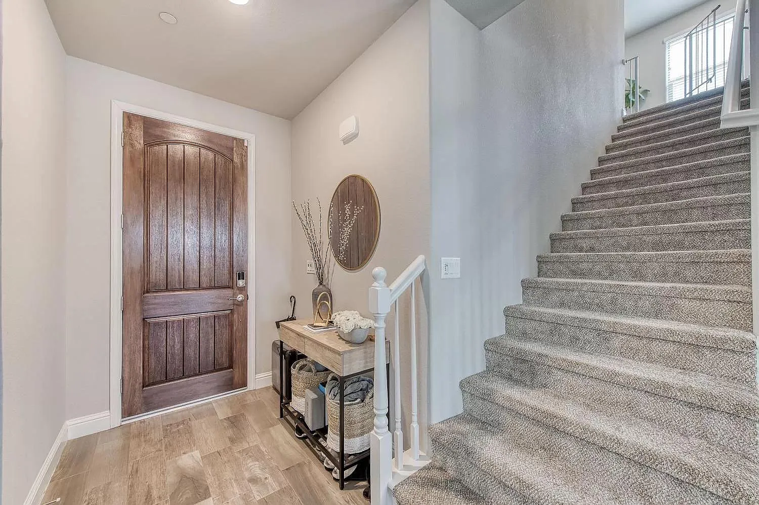 3 bed, 2.5 bath, 1641 sqft, $2,450 — Photo 4