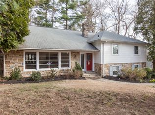 1005 Woodcircle Dr, Wynnewood, PA 19096