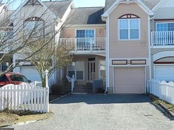 907 Yacht Club Dr, Ocean Pines, MD 21811