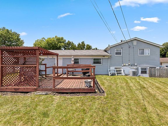 4th image of 2776 Yorkcliff Rd