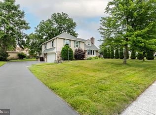 1965 Byrd Dr, Jeffersonville, PA 19403