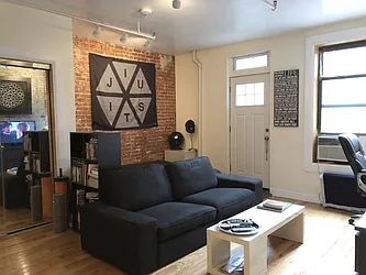 Rented by Best Apartments North Inc