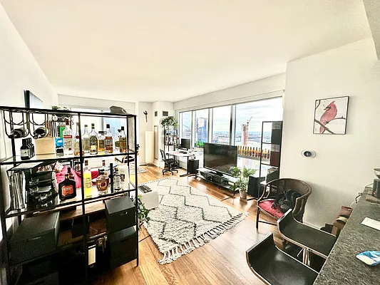 Rented by Addison Property Group | media 3